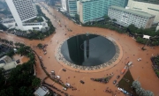 Jantung Kota Jakarta yang berubah menjadi 'sungai'